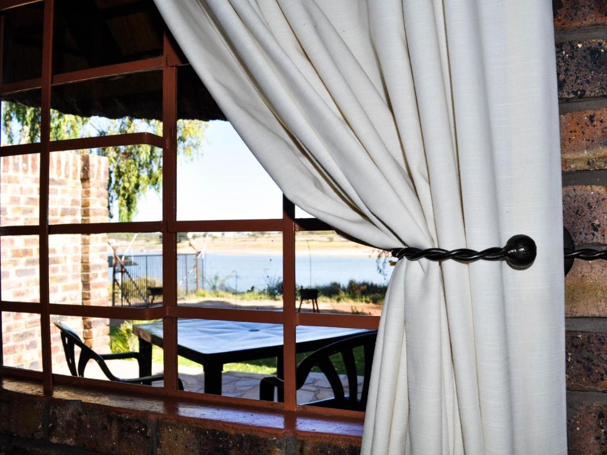 Die Dam - Transkalahari End Resort Gobabis Exterior photo